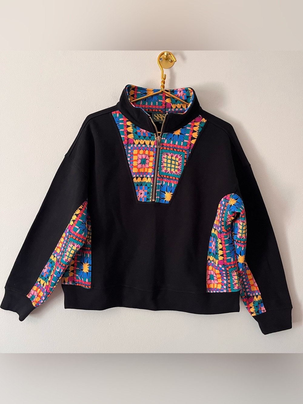 SSYS The Label Willow 1/4’Zip Pullover Black Colorful Granny Square Design Sm